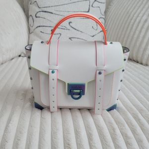 🍀Michael Kors Manhattan satchel white NWT!